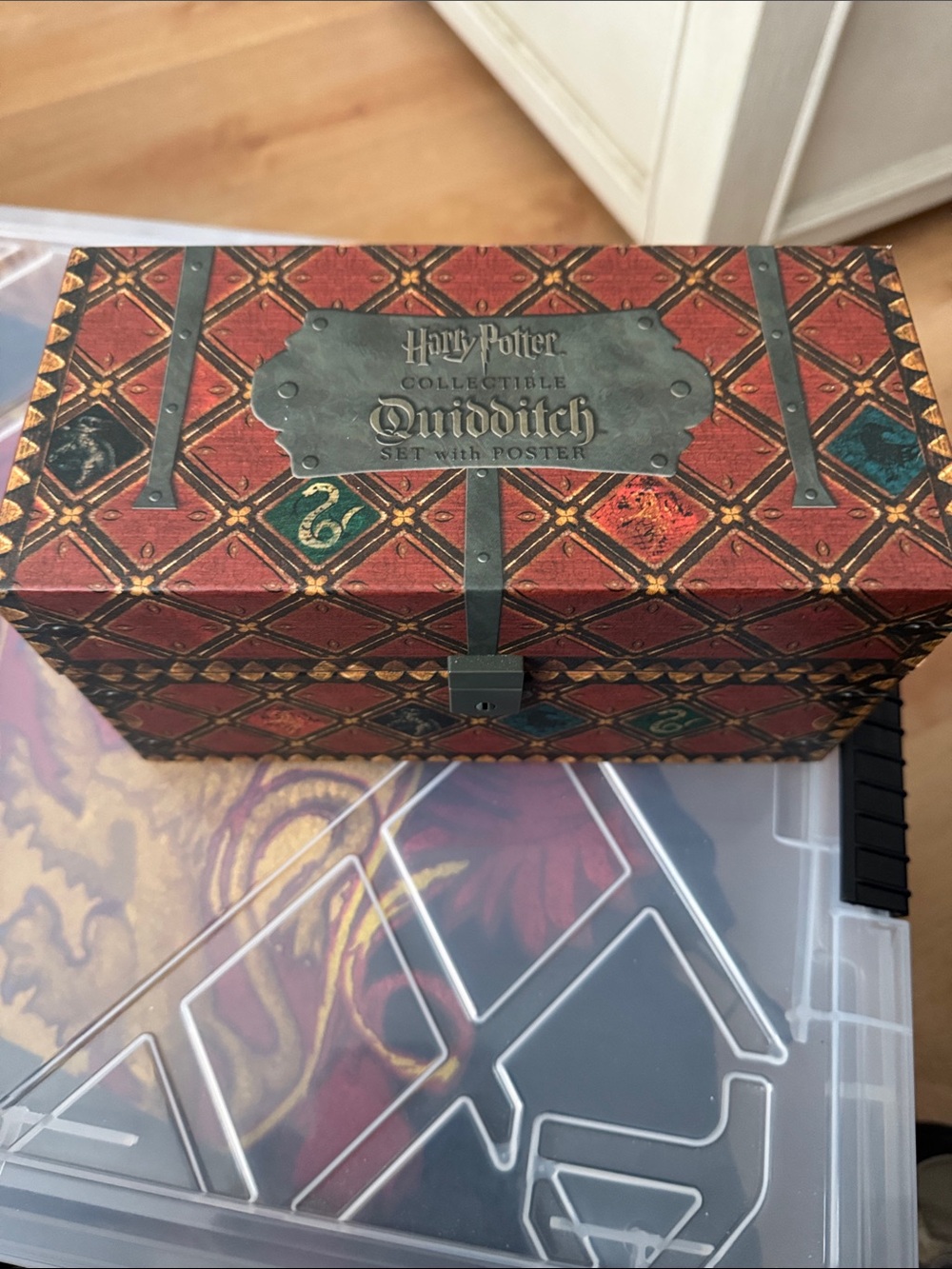 Harry Potter Collectible Quidditch Box - Red
